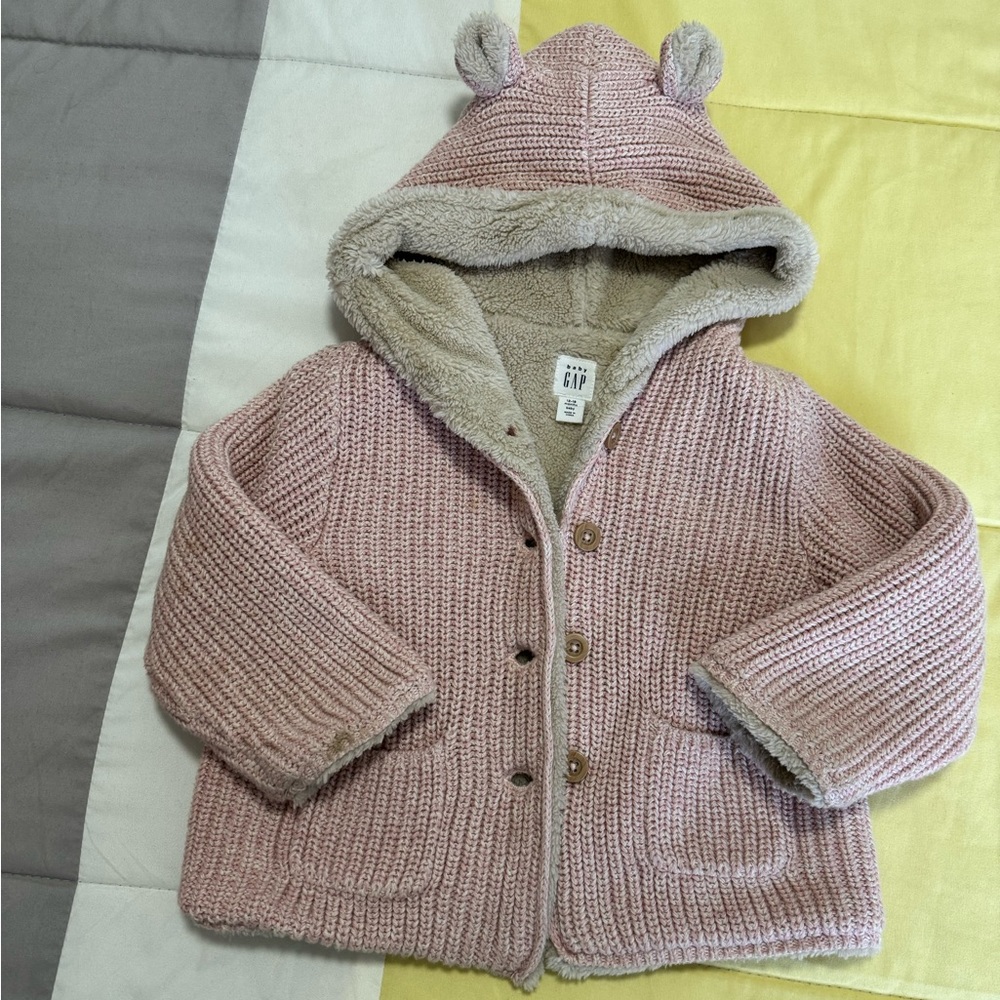 GAP Baby Sherpa-Lined Cardigan Beige Color - Size: 12-18 months - Used Once!